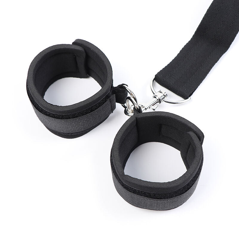 OHMAMA FETISH - FETISH GAG WITH NEOPRENE HANDCUFFS