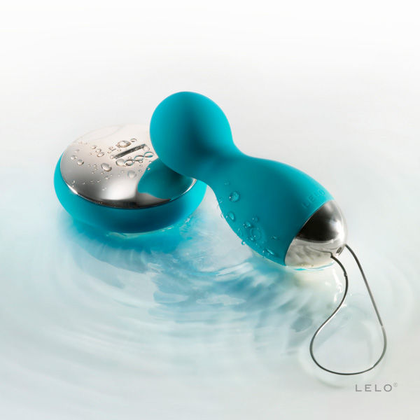 LELO - BLUE HULA BALLS BADGE